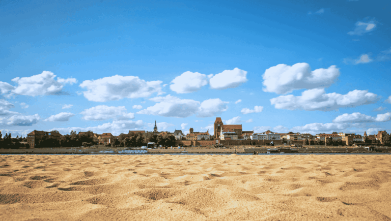 Toruń na weekend: 3 gotowe plany zwiedzania